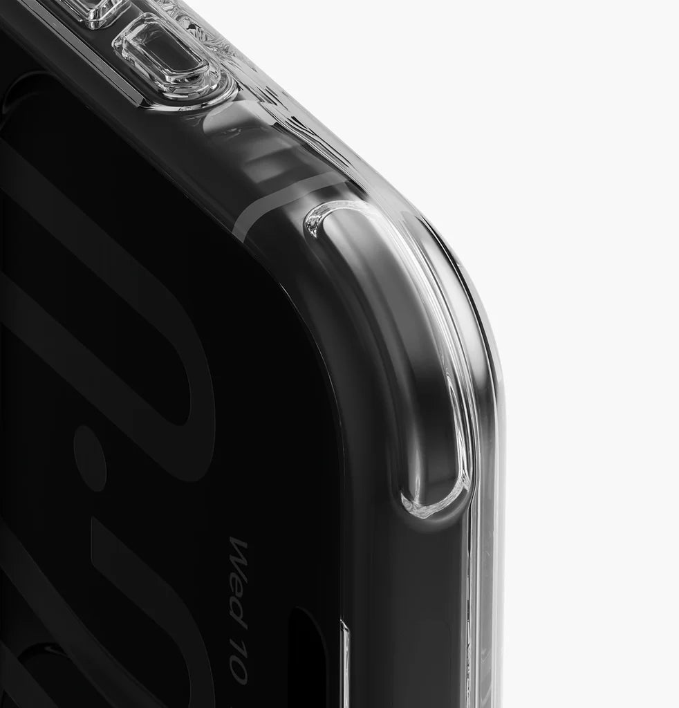 UNIQ LifePro Xtreme MagClick Case for iPhone 18 Pro – Tinted Smoke