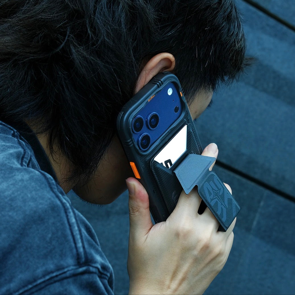 SKINARMA PHANTOM - KADO Magnetic Card Holder with Grip Stand