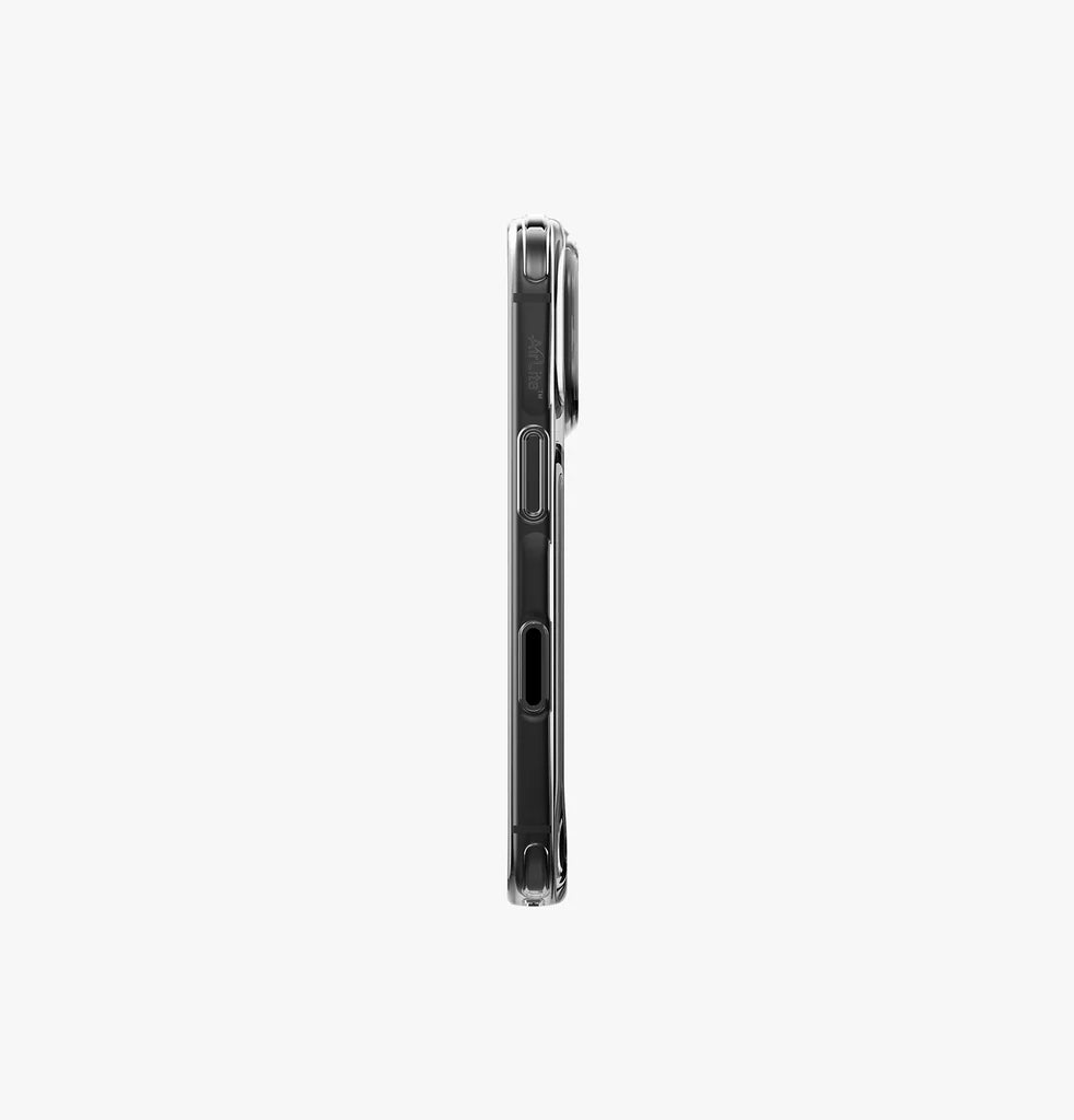 UNIQ LifePro Xtreme MagClick Case for iPhone 18 Pro – Tinted Smoke
